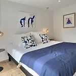 Villa Uccelli Modern 5 Etoiles With Heated Pool For 12 People