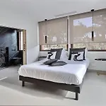 Uccelli Modern 5 Etoiles With Heated Pool For 12 People Villa *