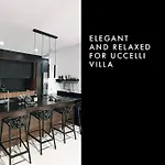 Uccelli Modern 5 Etoiles With Heated Pool For 12 People Saint-Raphael (Var)